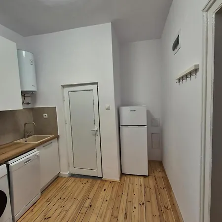 Apartman Tsaribrod 18 Lounge #2 *