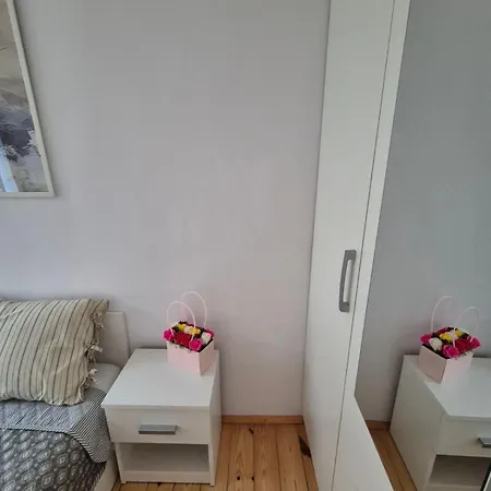Tsaribrod 18 Lounge #2 * Várna