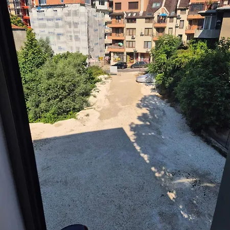 Tsaribrod 18 Lounge #2 Apartman *